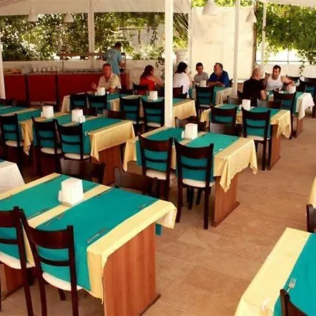 Отель Alta Park 2*